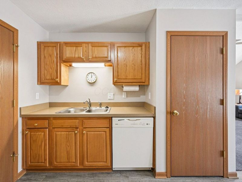 7801 Meadowlark Lane S, Reynoldsburg, OH 43068 Photo 13