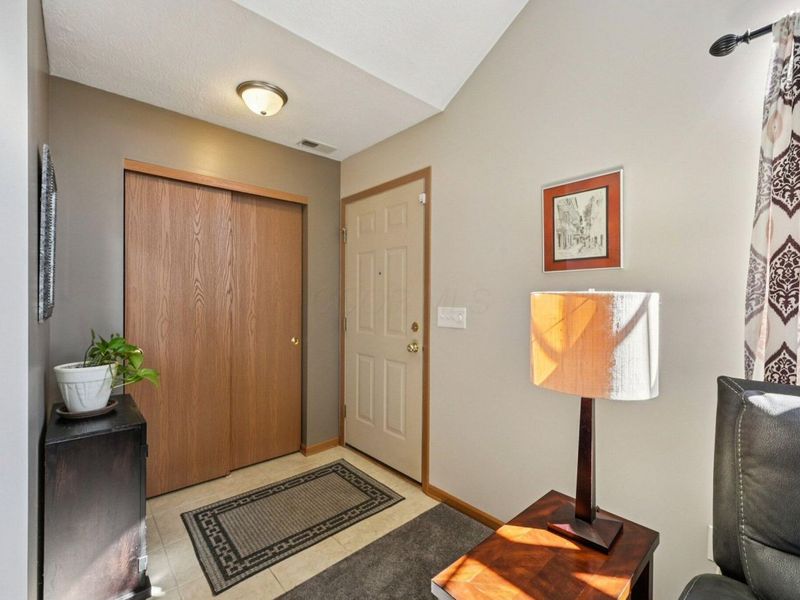 7801 Meadowlark Lane S, Reynoldsburg, OH 43068 Photo 3