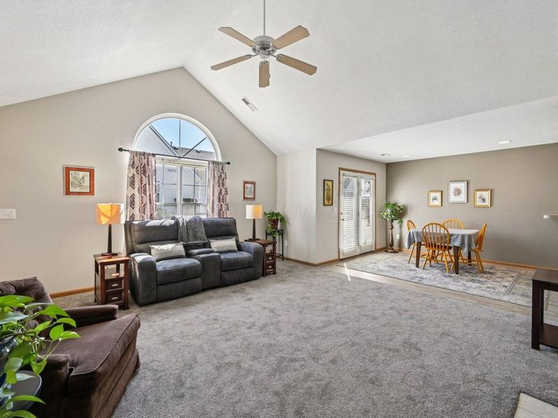 7801 Meadowlark Lane S, Reynoldsburg, OH 43068 Photo 8