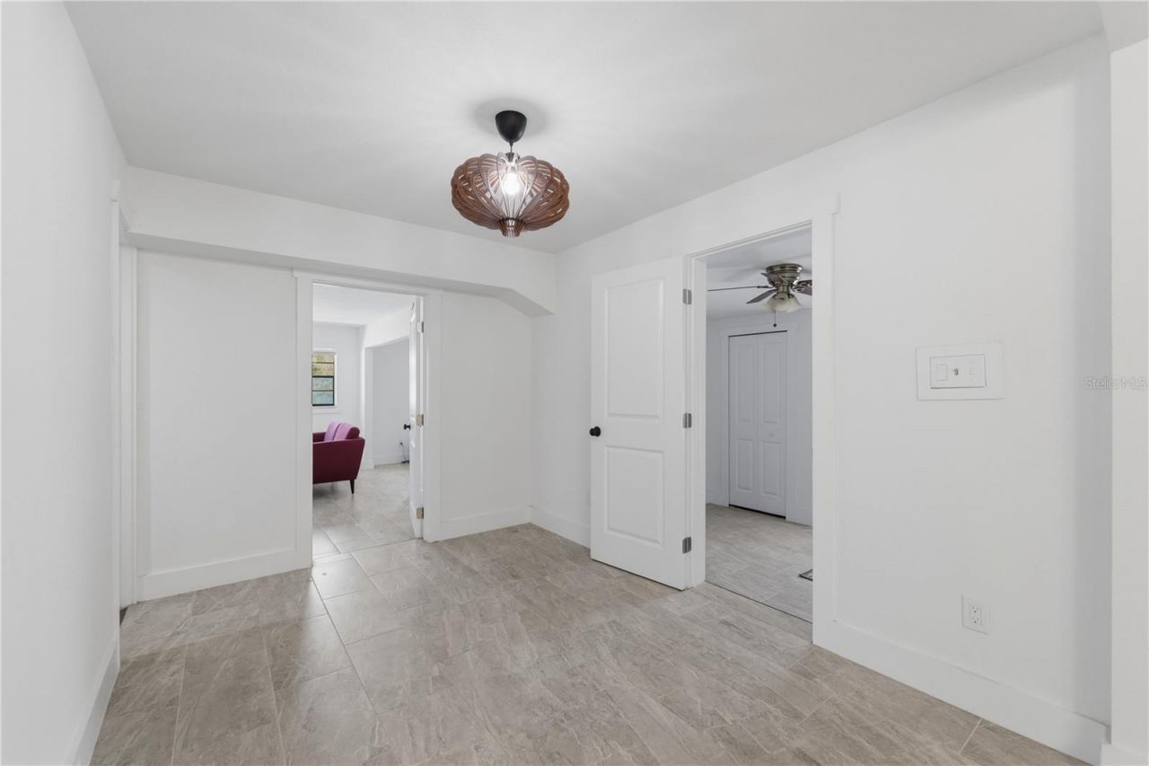 733 61st Avenue Ne, Saint Petersburg, FL 33703 Photo