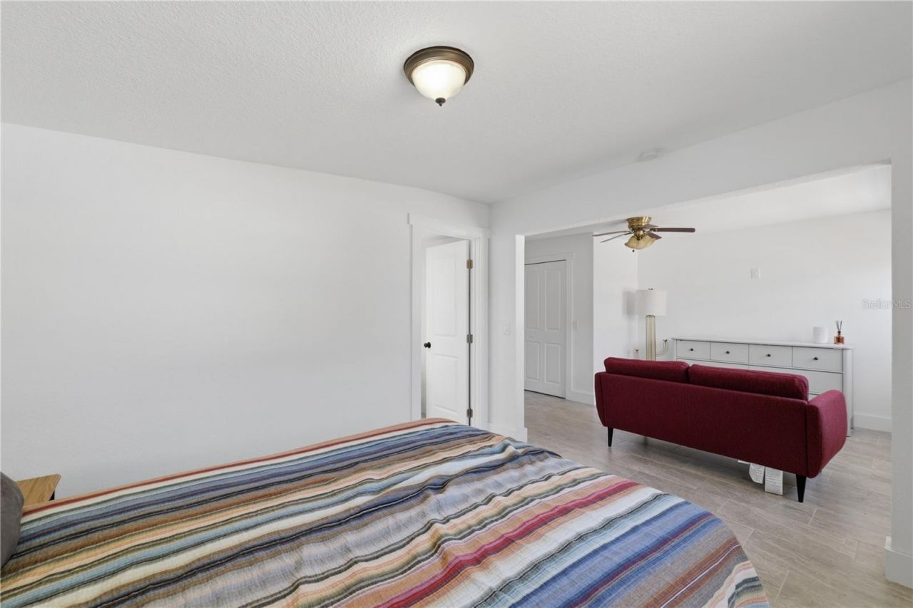 733 61st Avenue Ne, Saint Petersburg, FL 33703 Photo