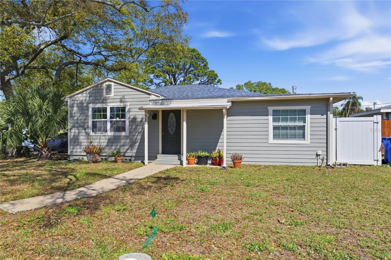 733 61st Avenue Ne, Saint Petersburg, FL 33703 Photo