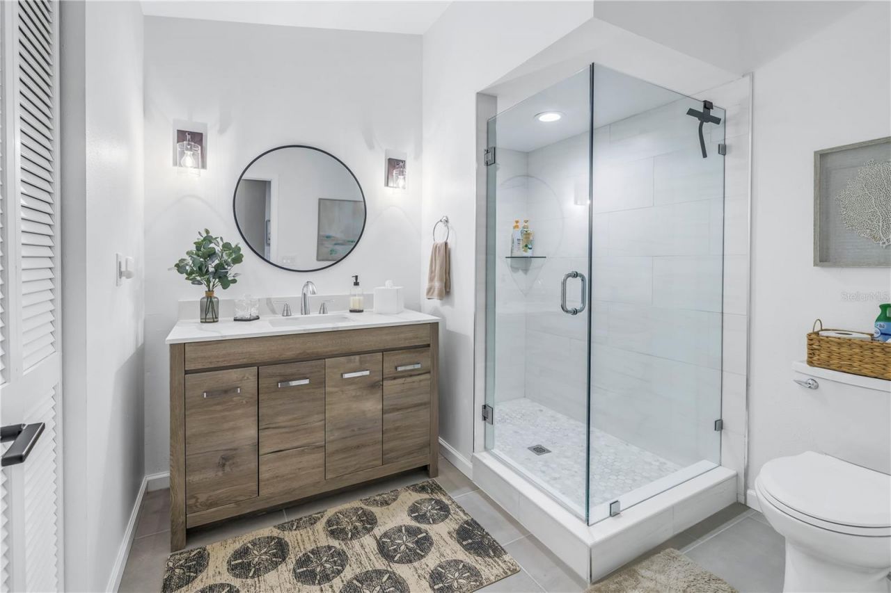 912 Myakka Court Ne, Saint Petersburg, FL 33702 Photo