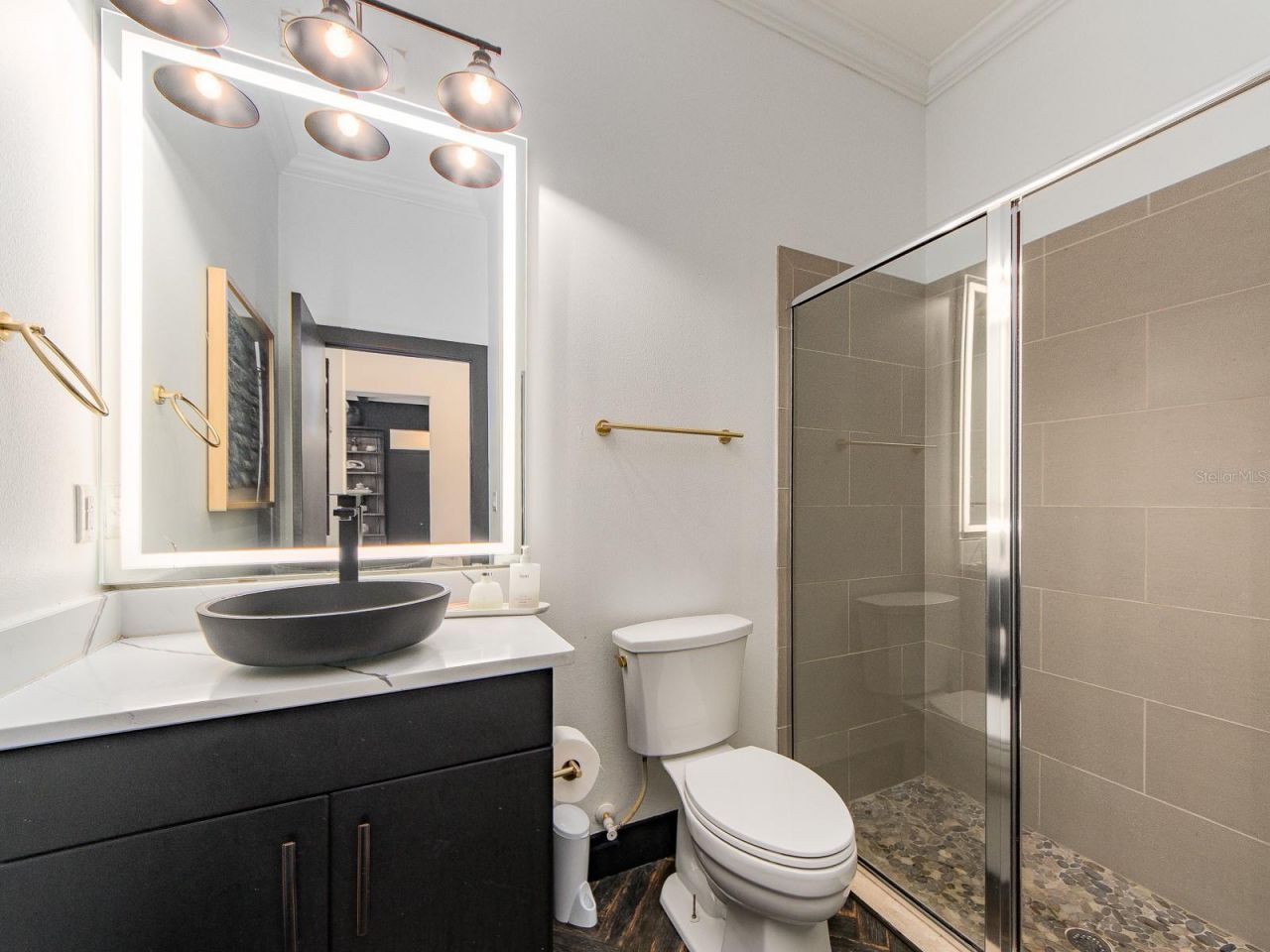 1064 Sylvia Lane, Tampa, FL 33613 Photo