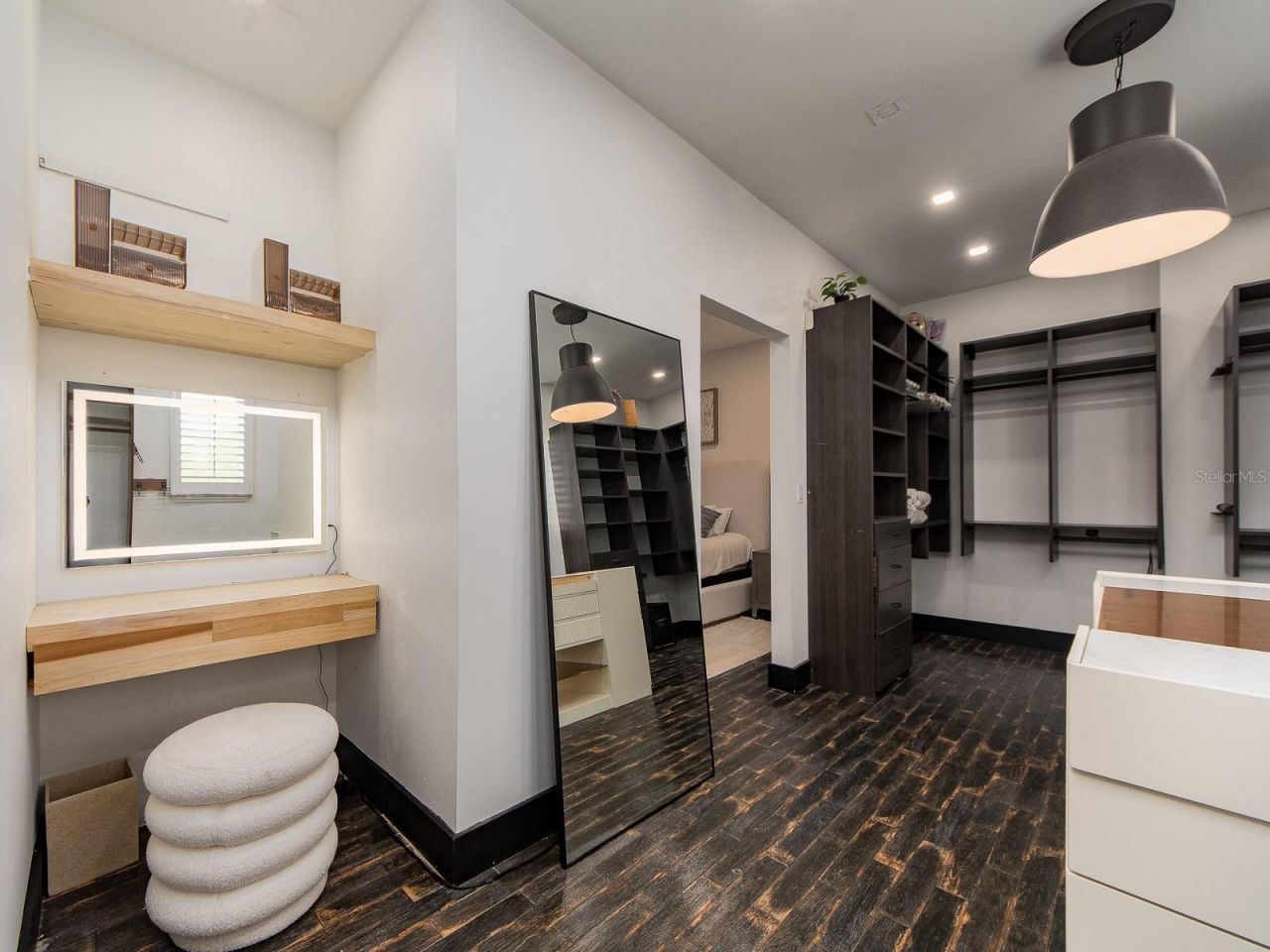 1064 Sylvia Lane, Tampa, FL 33613 Photo