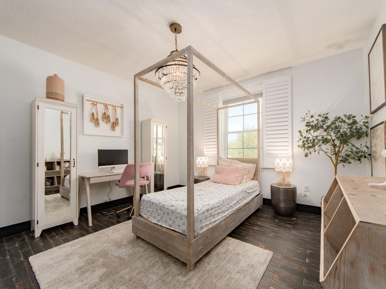 1064 Sylvia Lane, Tampa, FL 33613 Photo