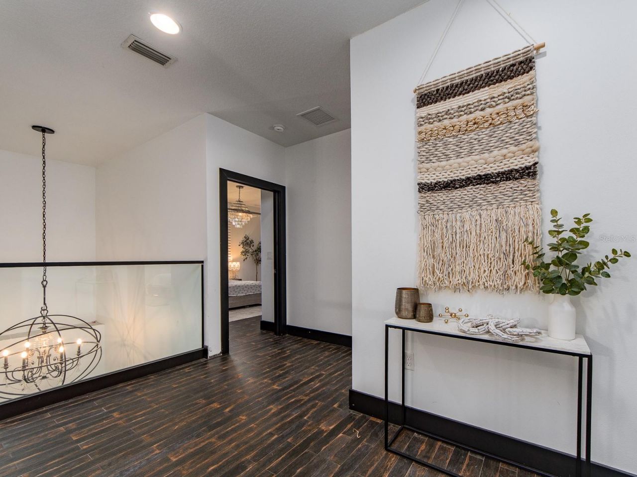 1064 Sylvia Lane, Tampa, FL 33613 Photo