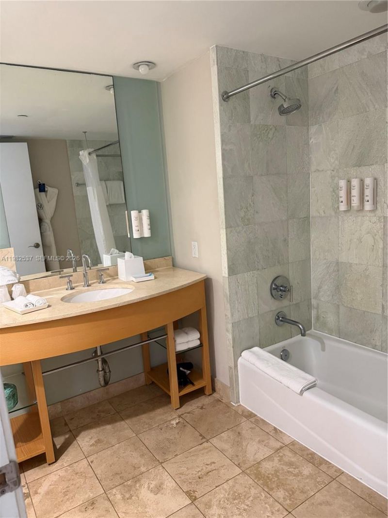 18683 Collins Ave , Unit 1504, Sunny Isles Beach, FL 33160 Photo