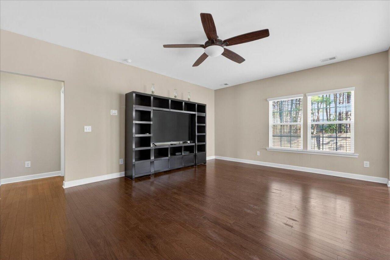 3657 Pimmit Place Photo 16