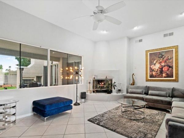 6361 W Deer Valley Road, Glendale, AZ 85308