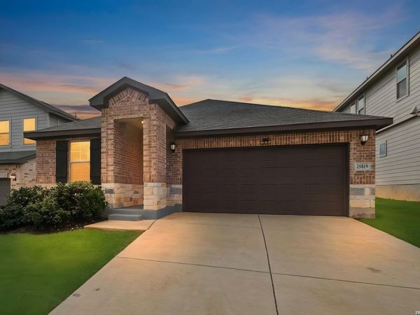 25819 Posey, Boerne, TX 78006