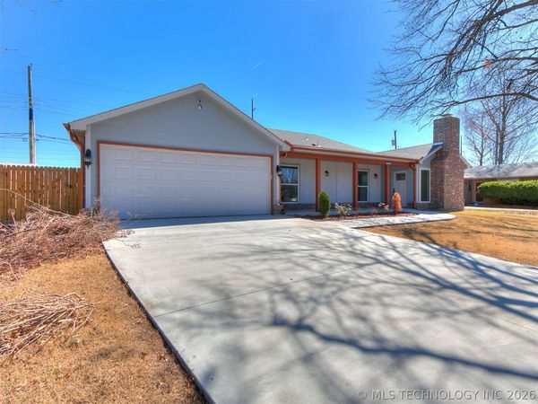 2813 S 88th East Avenue E, Tulsa, OK 74129