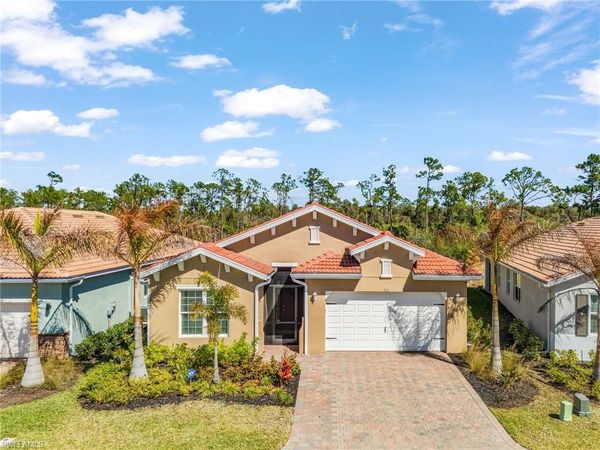 3760 Crosswater DR, NORTH FORT MYERS, FL 33917