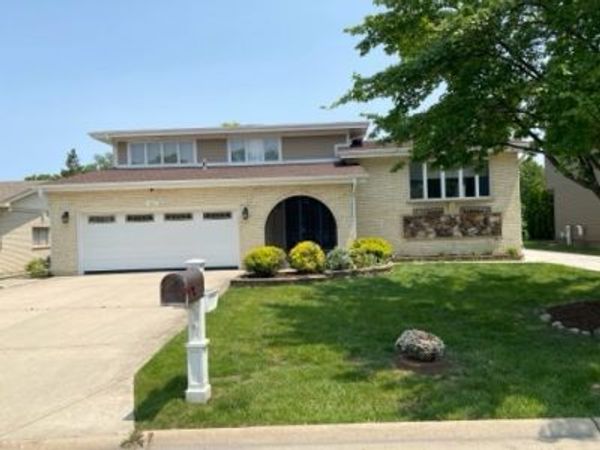 473 S Edgewood Avenue , Wood Dale, IL 60191