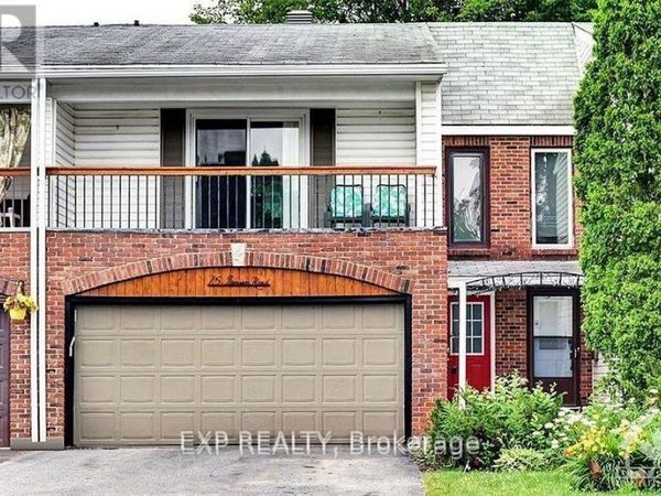 15 JANSEN Road , Ottawa, ON K2H5W6