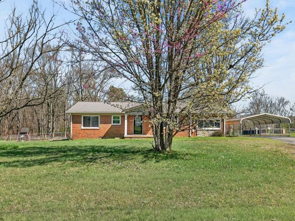 140 Simmons Cir , Fayetteville, TN 37334