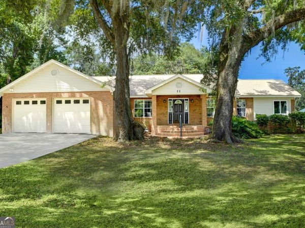 77 Sutton Court, Woodbine, GA 31569