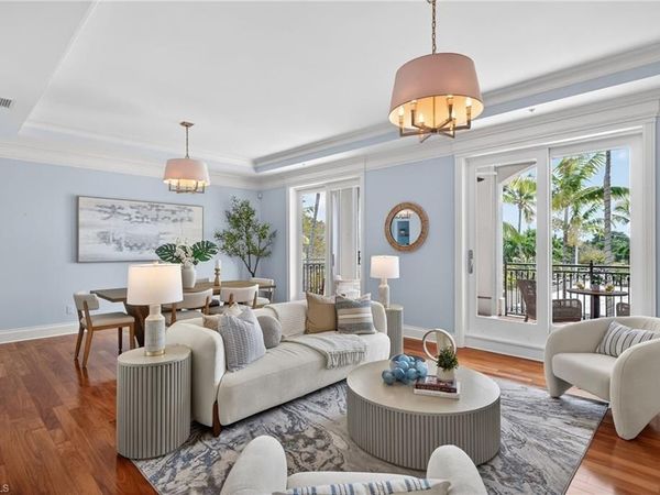 625 5th AVE S, Unit PH-302, NAPLES, FL 34102