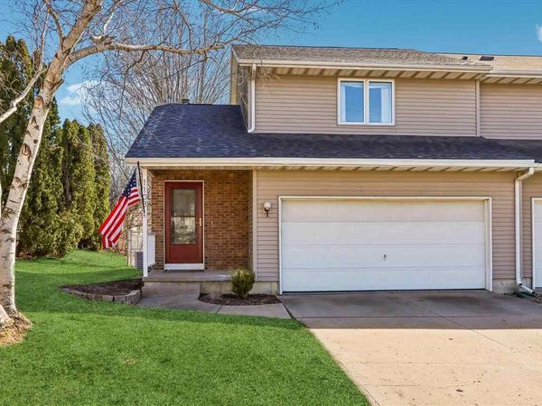 1103 22nd Ave, Coralville, IA 52241