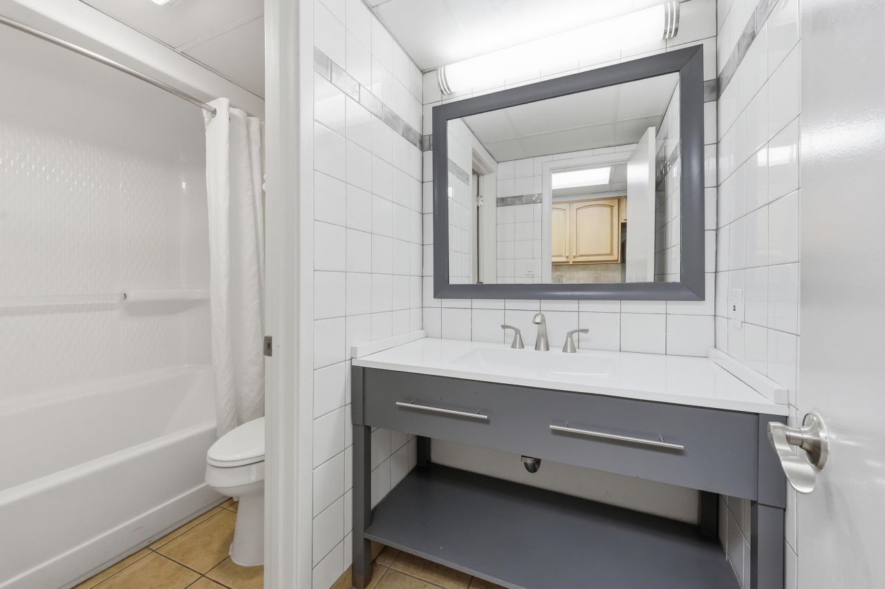 2401 S Ocean Blvd.  Photo 11