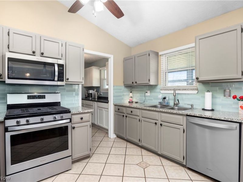 37502 N Doovys Street, Avon, OH 44011 Photo 11