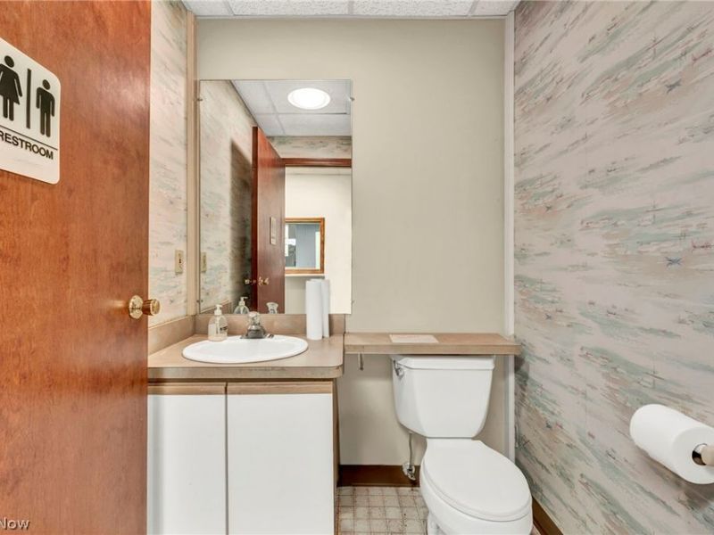 34500 Center Ridge Rd, North Ridgeville, OH 44039 Photo 38