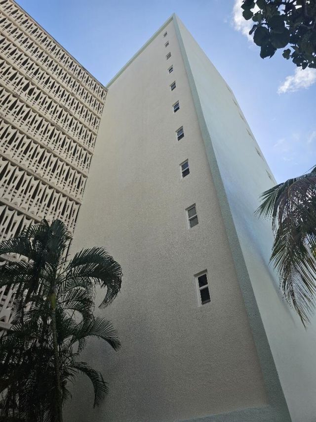 345 N Fort Lauderdale Beach Boulevard, Unit 402, Fort Lauderdale, FL 33304 Photo