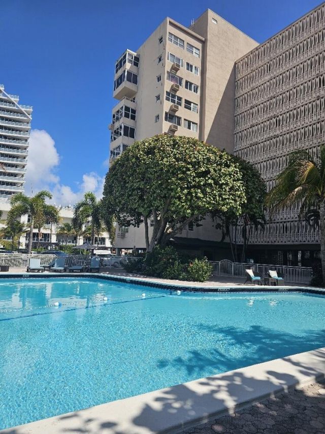 345 N Fort Lauderdale Beach Boulevard, Unit 402, Fort Lauderdale, FL 33304 Photo