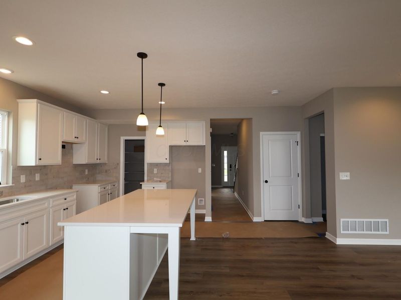 69 Banyan Drive, Lewis Center, OH 43035 Photo 2