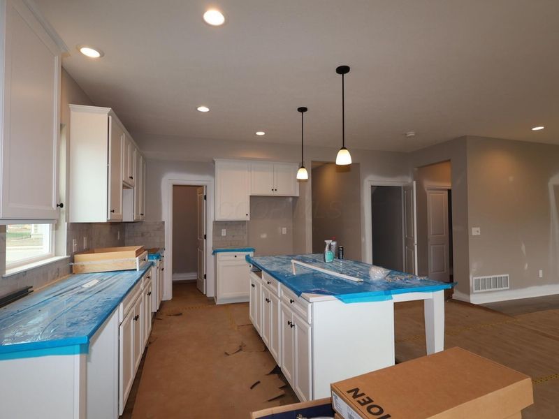 69 Banyan Drive, Lewis Center, OH 43035 Photo 2