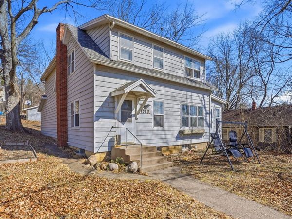 179 SHERMAN ST, Muscatine, IA 52761