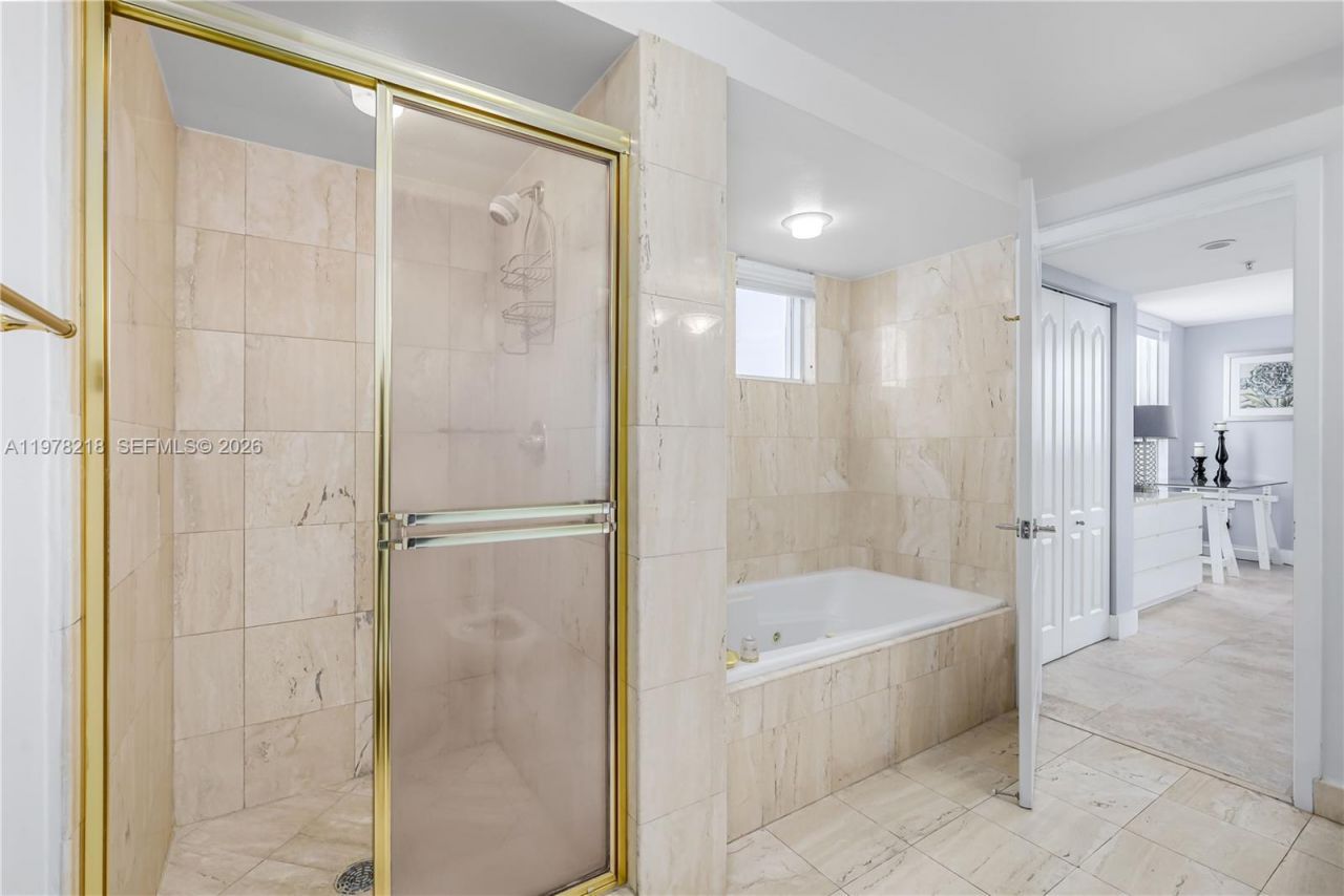 1800 Sunset Harbour Dr, Unit 715, Miami Beach, FL 33139 Photo