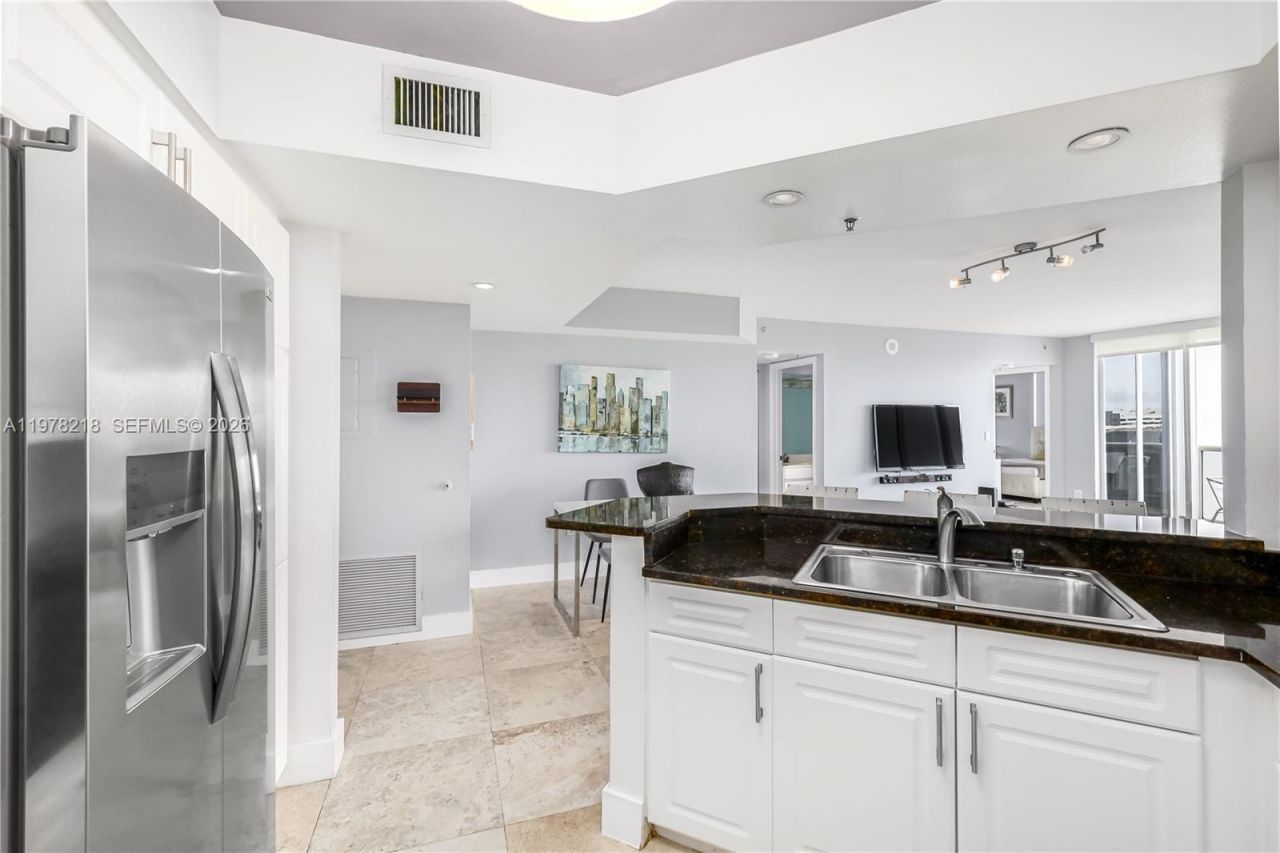 1800 Sunset Harbour Dr, Unit 715, Miami Beach, FL 33139 Photo