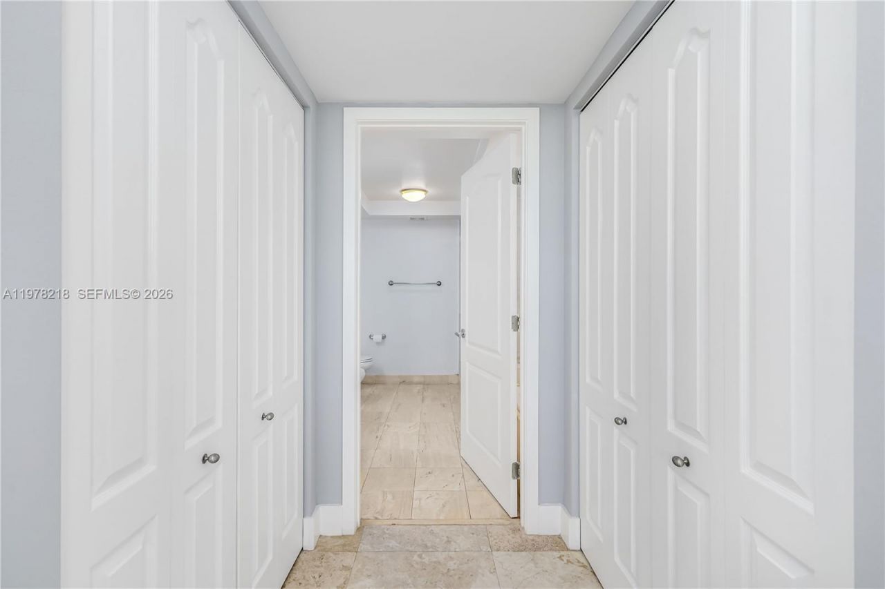 1800 Sunset Harbour Dr, Unit 715, Miami Beach, FL 33139 Photo