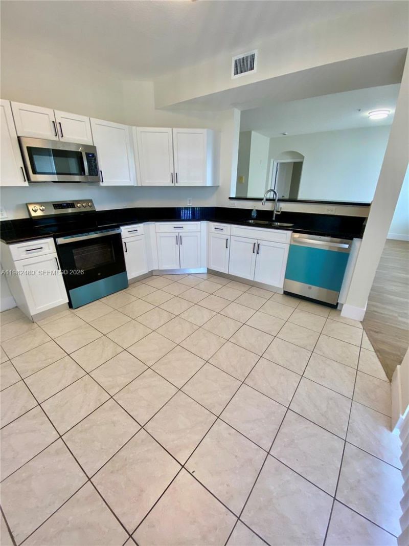 11032 Legacy Dr, Unit 305, Palm Beach Gardens, FL 33410 Photo