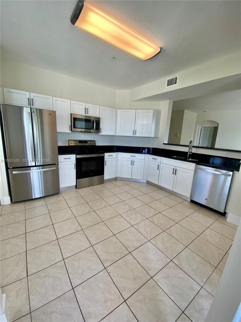 11032 Legacy Dr, Unit 305, Palm Beach Gardens, FL 33410 Photo