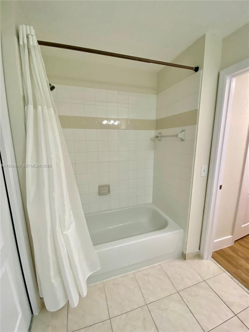 11032 Legacy Dr, Unit 305, Palm Beach Gardens, FL 33410 Photo