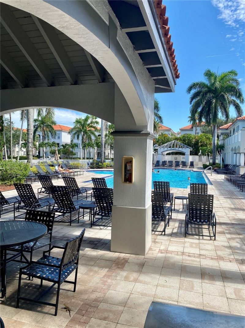 11032 Legacy Dr, Unit 305, Palm Beach Gardens, FL 33410 Photo