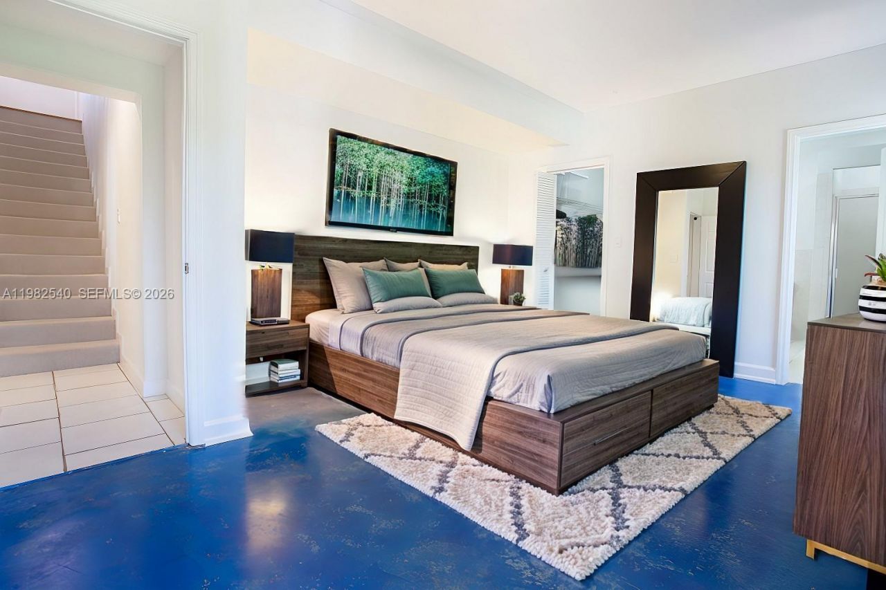 100 SW 26th Rd , Miami, FL 33129 Photo