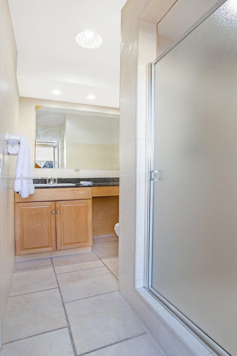 100 SW 26th Rd , Miami, FL 33129 Photo