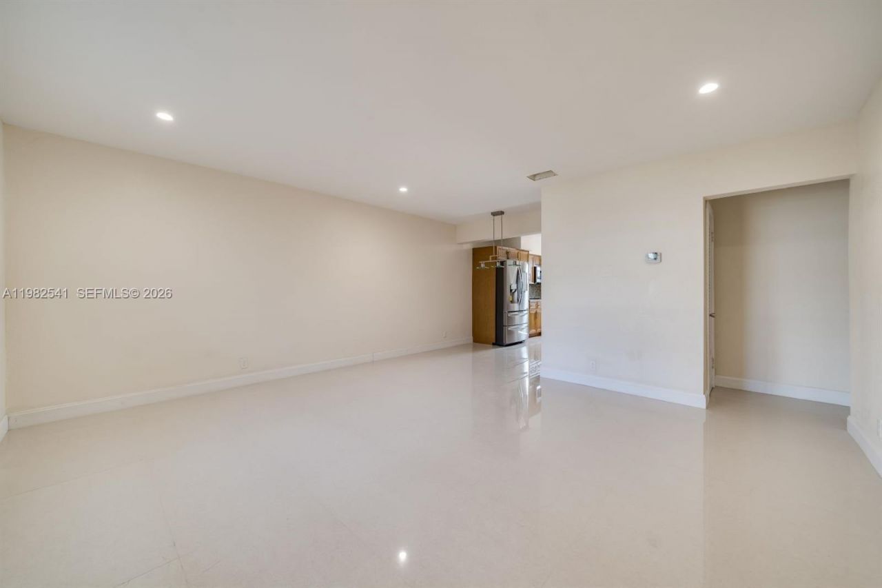 2600 S Ocean Dr , Unit S314, Hollywood, FL 33019 Photo