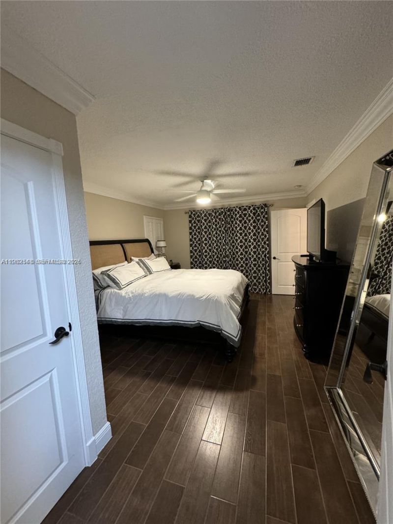 15101 Garvock Pl, Miami Lakes, FL 33016 Photo