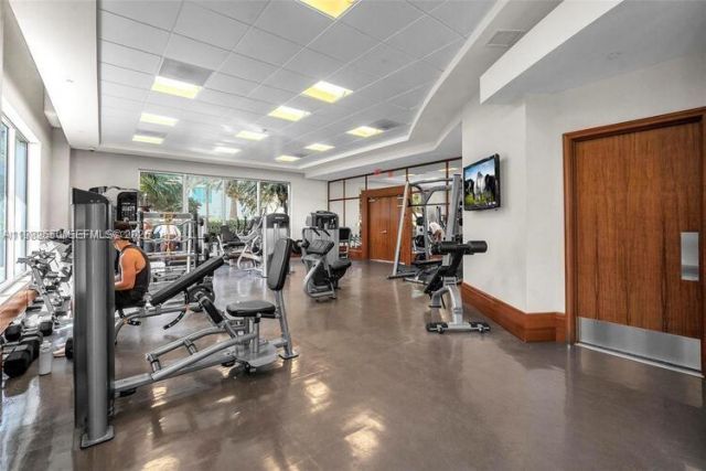 1060 Brickell Ave, Unit 3607, Miami, FL 33131 Photo