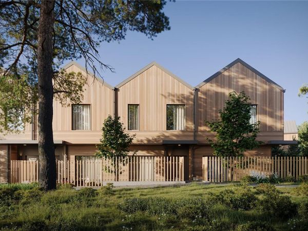 1520 Louise Pl, Unit 7, Saanich, BC V8P 2T8