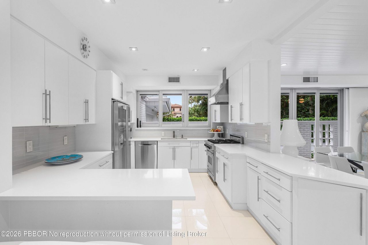 713 SE Atlantic Drive, Lantana, FL 33462 Photo