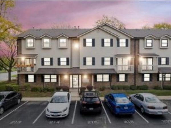 1486 W Jefferson Avenue , Unit 1486JB, Naperville, IL 60540