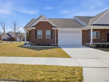 1470 Lincoln Street, Lapeer, MI 48446