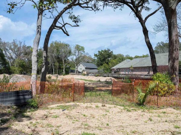 408 Fairpoint Dr, Gulf Breeze, FL 32561