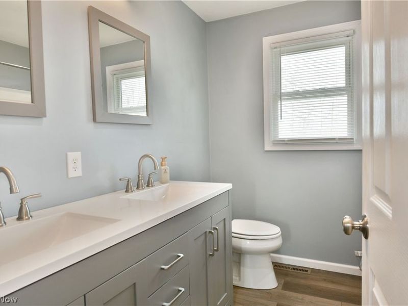 9812 Deltona Drive, New Middletown, OH 44442 Photo 24