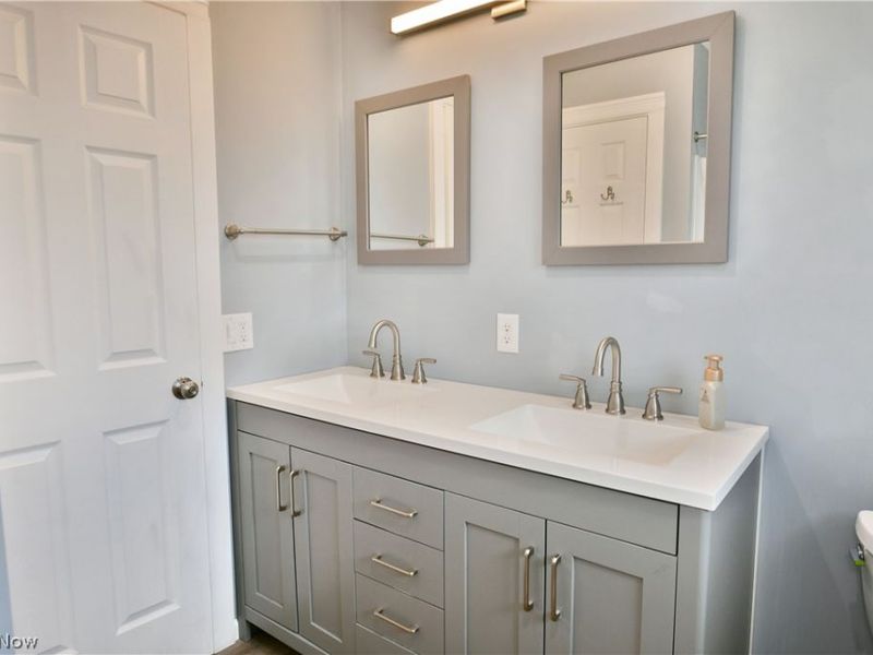 9812 Deltona Drive, New Middletown, OH 44442 Photo 28